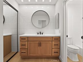 1030 W Macarthur 90, Santa Ana CA 92707