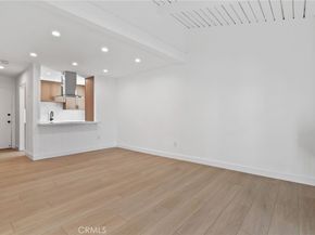 1030 W Macarthur 90, Santa Ana CA 92707