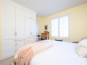 2243 Martin 211, Irvine CA 92612