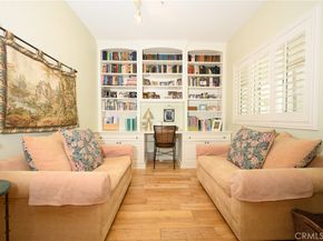 2243 Martin 211, Irvine CA 92612