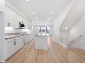 111 Evergreen Lane, Claremont CA 91711
