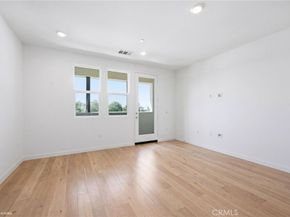 111 Evergreen Lane, Claremont CA 91711