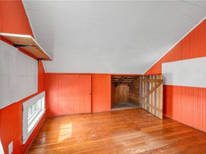 1527 S Wilton, Los Angeles CA 90019