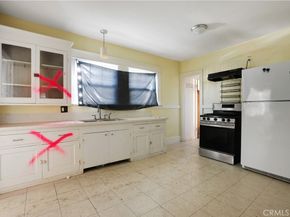 1527 S Wilton, Los Angeles CA 90019