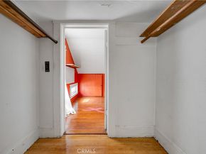 1527 S Wilton, Los Angeles CA 90019