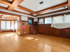 1527 S Wilton, Los Angeles CA 90019