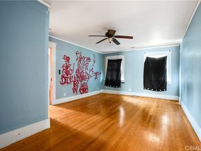 1527 S Wilton, Los Angeles CA 90019