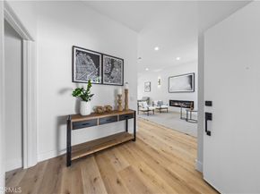 33 mann Street, Irvine CA 92612