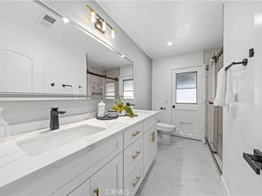 33 mann Street, Irvine CA 92612