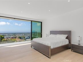 4 Geneve, Newport Beach CA 92660