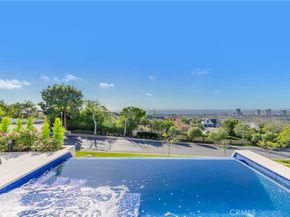 4 Geneve, Newport Beach CA 92660