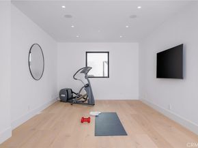 4 Geneve, Newport Beach CA 92660