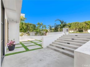 4 Geneve, Newport Beach CA 92660