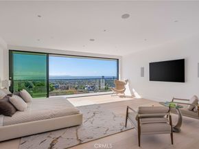 4 Geneve, Newport Beach CA 92660