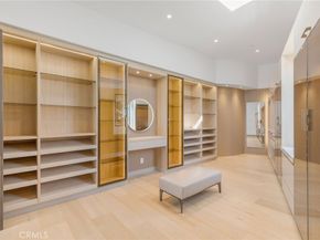 4 Geneve, Newport Beach CA 92660