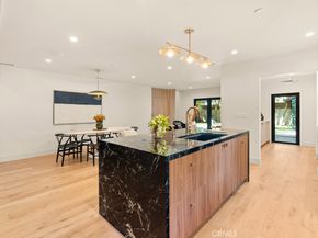 11911 Hartsook, Valley Village CA 91607