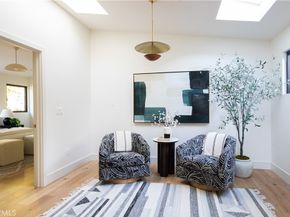 11911 Hartsook, Valley Village CA 91607