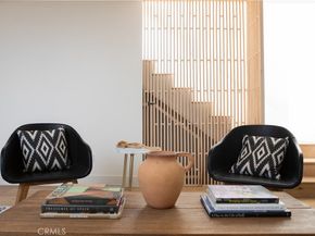 11911 Hartsook, Valley Village CA 91607