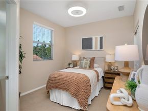 23 Crosspointe, Irvine CA 92618