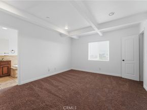 5211 Calatrana Drive, Woodland Hills CA 91364