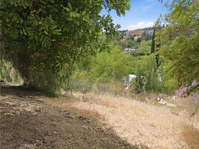 5211 Calatrana Drive, Woodland Hills CA 91364