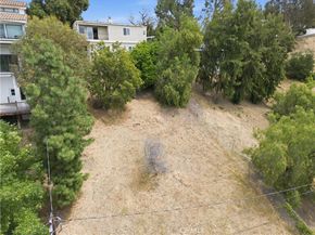 5211 Calatrana Drive, Woodland Hills CA 91364