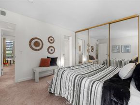 324 Tangelo 325, Irvine CA 92618