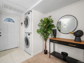 324 Tangelo 325, Irvine CA 92618