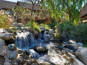 324 Tangelo 325, Irvine CA 92618