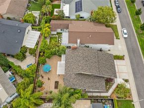 12 Mayflower, Irvine CA 92620