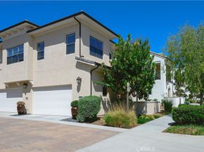 199 Follyhatch, Irvine CA 92618