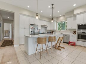 199 Follyhatch, Irvine CA 92618