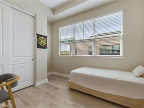 199 Follyhatch, Irvine CA 92618