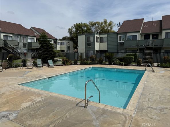 619 N Bristol 23, Santa Ana CA 92703
