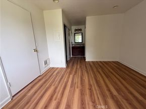 619 N Bristol 23, Santa Ana CA 92703