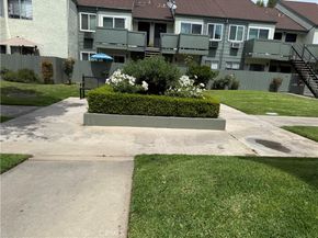 619 N Bristol 23, Santa Ana CA 92703