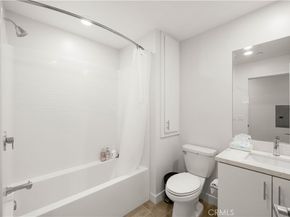 2402 Nolita, Irvine CA 92612