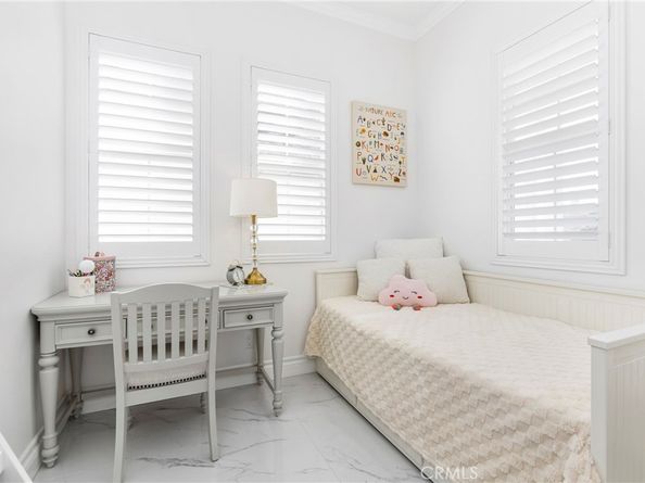 98 Winslow, Irvine CA 92620