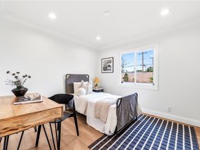 5281 Meadowlark, Huntington Beach CA 92649