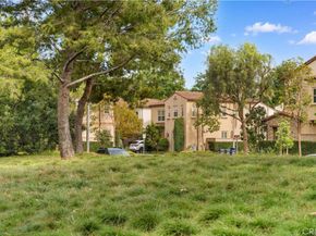 21 Fanpalm, Irvine CA 92620