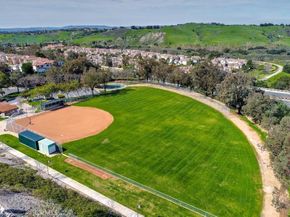 16 Woodsong, Rancho Santa Margarita CA 92688