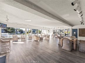 601 S Prospect 103, Redondo Beach CA 90277
