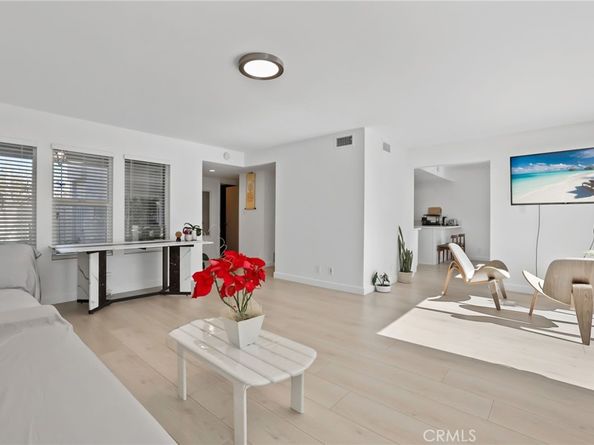 26 Palmento Way, Irvine CA 92612