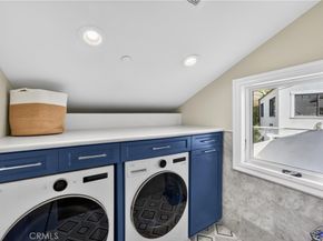 405 Blumont Street, Laguna Beach CA 92651