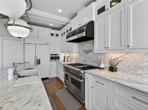 405 Blumont Street, Laguna Beach CA 92651