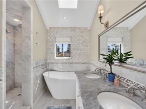 405 Blumont Street, Laguna Beach CA 92651