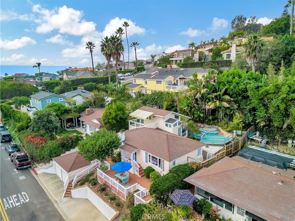 924 Park Avenue, Laguna Beach CA 92651