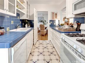 924 Park Avenue, Laguna Beach CA 92651