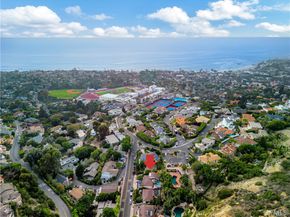 924 Park Avenue, Laguna Beach CA 92651