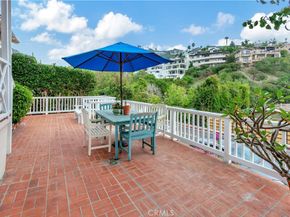 924 Park Avenue, Laguna Beach CA 92651